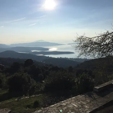 Estate * Lafkos